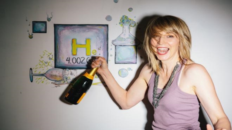 Christine McKinley: Bio, Wikipedia, Age, (2023) Christine McKinley Bio Wikipedia Age 2023