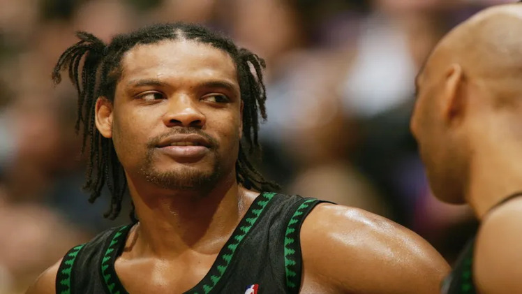 Latrell Sprewell : Bio, Wiki, Age, Net Worth GettyImages 52661707.0 1
