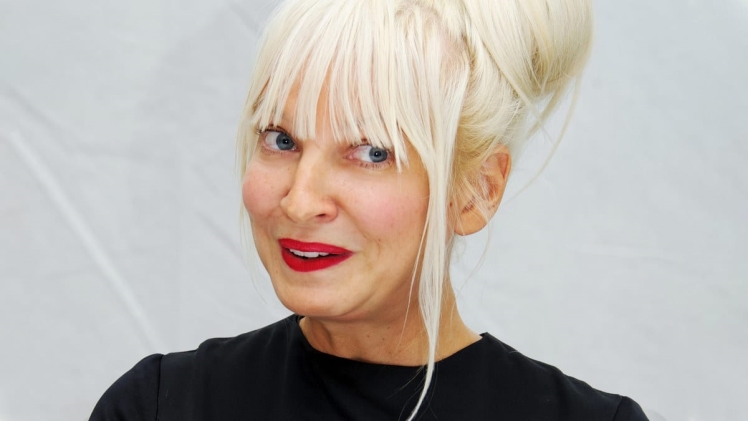 Sia : Bio, Wiki, Age, Net Worth Sia