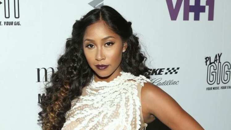 Apryl Jones : Bio, Wiki, Age, Net Worth e3cc061487729487