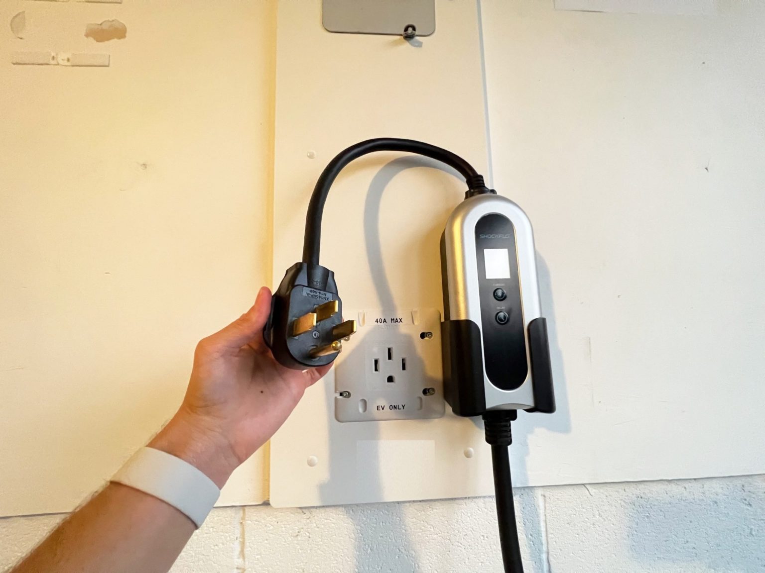 What Can a NEMA 14 50 Outlet Be Used For